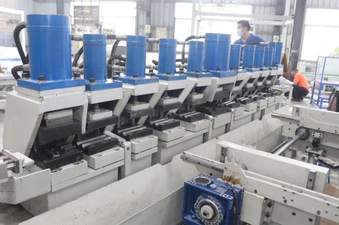 Machine automatique de pressage et de formage de tubes courts IBC de Hwahsi pour tubes de cadre IBC 2