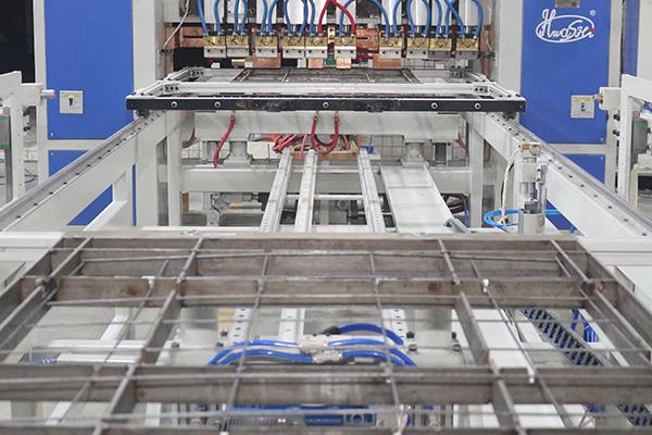 Machine de ligne de production de condenseur de tube de fil de réfrigérateur, machine de soudure et de cintrage 6