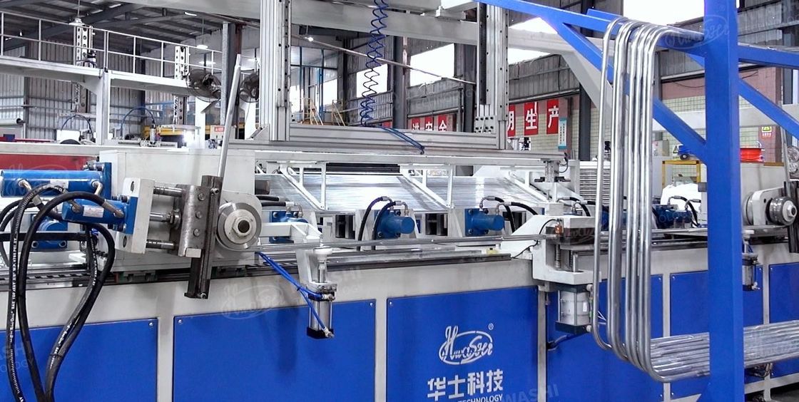 Machine de rétrécissement de tubes de formage de tuyaux à courbure entièrement automatique pour tube de palettes IBC